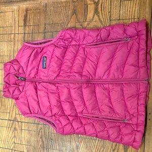 Patagonia Women's Down Sweater Vest. Size XS fuchsia pink.